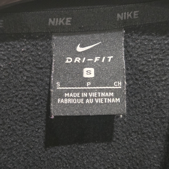 Nike Men's Black Q-Zip - Picture 2 of 3